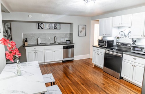 Greenville Casa | Arcade Adventure! 6-Bedroom Stay near Football Stadium