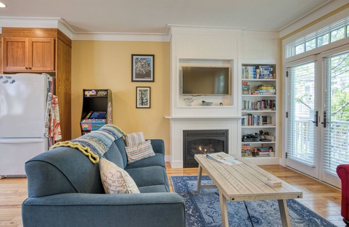 Seabrook Casa | Arcade, Kid + Dog Friendly, Seabrook Town Center Home, 5min. walk to beach