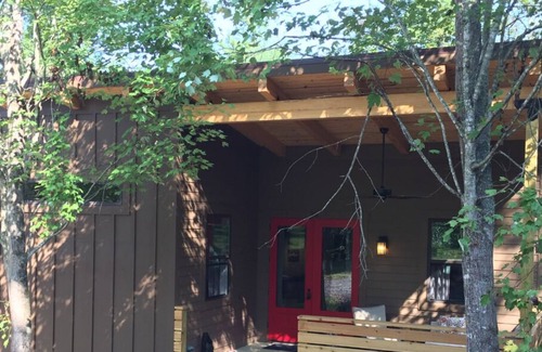 Weaverville Cabina | Arcadia at Farmside Village - No Pet Fees