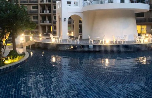Jomtien Complejo | Arcadia Beach Continental (อาคาเดีย บีช คอนติเนนทอล)