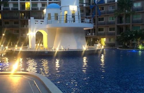 Jomtien Complejo | Arcadia Beach Continental (อาคาเดีย บีช คอนติเนนทอล)