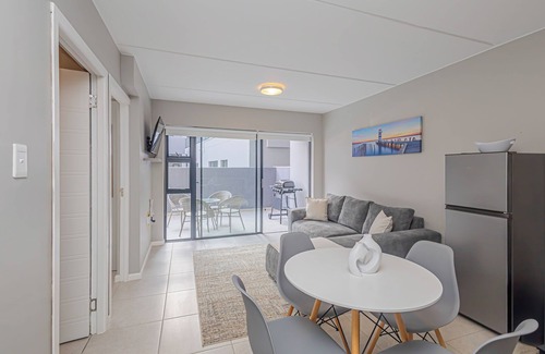 Mykonos Apartamento | Arch House Langebaan – Modern Stay Near Beach & Club Mykonos