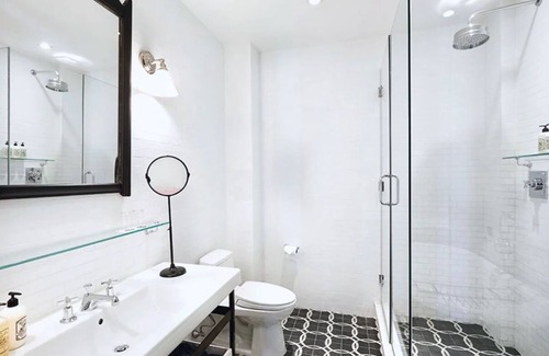 Williamsburg Hotel | Arched Windows & Charm l Wythe Hotel l North 7th Loft