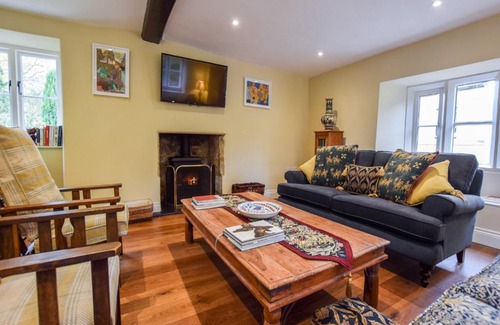 Winchcombe Casa | Archers