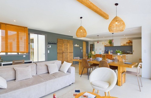 Rivedoux-Plage Chalet De Esquí | Villa con piscina climatizada y jardín
