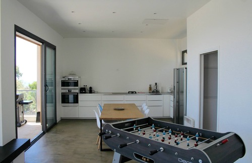 Serra-di-Ferro Villa | Villa de arquitecto, 6 pers, 115m2, vistas al mar y a la montaña (180 grados)