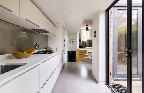 Vassall Casa | Architect designed Georgian modern townhouse