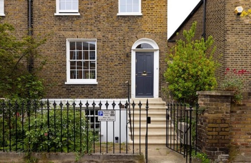 Vassall Casa | Architect designed Georgian modern townhouse