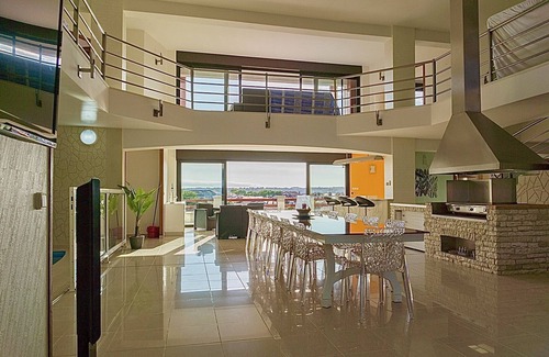Behobie Casa | Casa de arquitecto 424 M2 habitables con vista al mar. San juan de luz