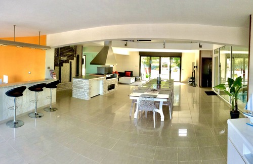 Behobie Casa | Casa de arquitecto 424 M2 habitables con vista al mar. San juan de luz