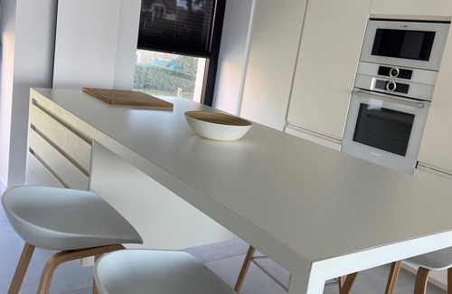 Benodet Casa | Architect-designed villa with private beach access