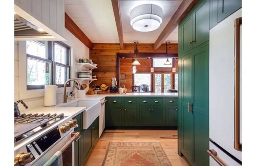Bantam Cabina | Architect's A-Frame with a Salt Water Hot Tub on a Mountain in Litchfield