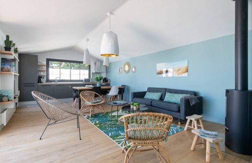 Sainte-Marie-de-Re Casa | Architect villa with heated pool by the Grenettes beach