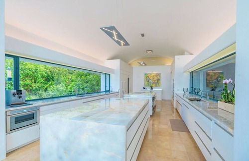 Country Club Casa | Architectural Masterpiece Overlooking La Jolla