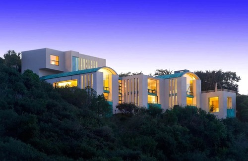 Country Club Casa | Architectural Masterpiece Overlooking La Jolla
