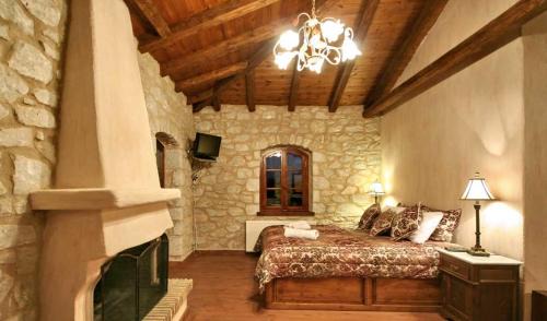 Trikolonoi Casa | Archontiko Kolokotroni