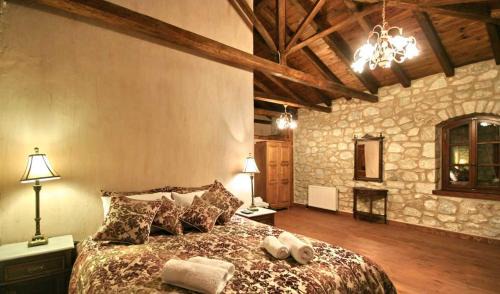 Trikolonoi Casa | Archontiko Kolokotroni