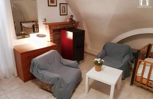 Grassano Casa | Arco Antico