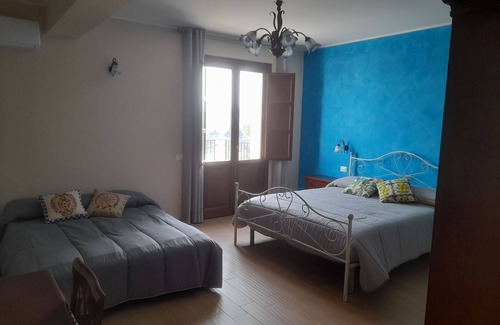 Calatabiano Otro | Arcobaleno dell'Etna - Family Room with terrace and Etna-sea view