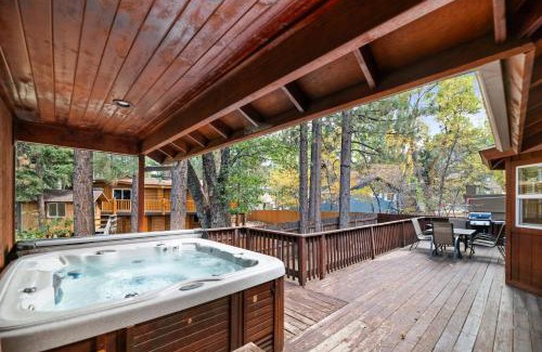 Summit Estates Casa | Arctic Wolf at Summit Base - 4 Bedroom log cabin at the base of Snow Summit