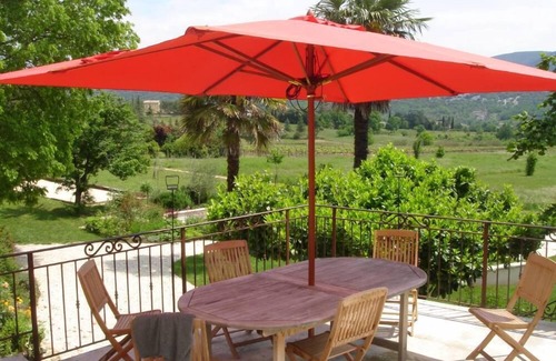 Lagorce Casa | Ardèche, Maison de caractère, 5 bedrooms, sleeps 10, private pool.