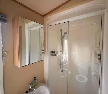 Dungloe Casa | Ard Na Leice Scenic Escape with Lake Views
