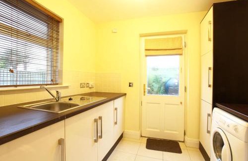 Kenmare Casa | Ardmullen Walnut 3 Bed Holiday Home