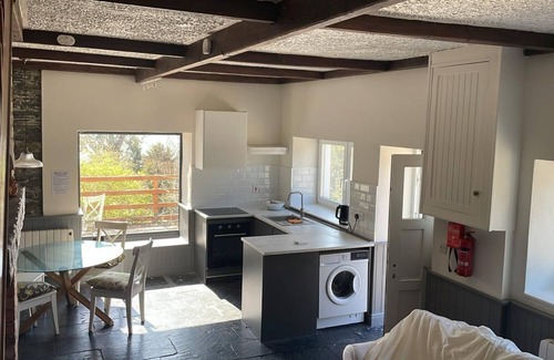 Ardnatrush Cabaña | Ardnagashel Est No 7 - a two story that sleeps 4 guests in 2 bedrooms