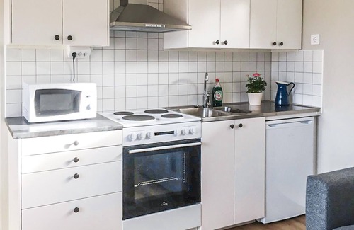 Mjovik Casa | Alojamiento de 1 habitaciones en Nättraby