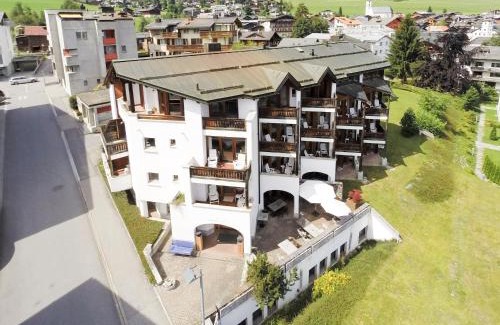 Flims Apartamento | Arena Penthouse