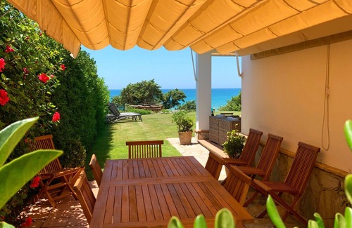 Cabo Roche Villa | Arena, donde el jardín termina en las dunas.