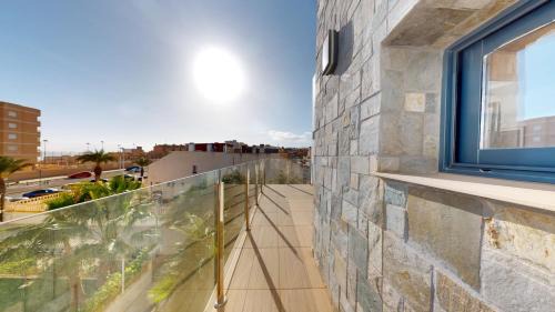Els Arenals del Sol Apartamento | Arenales Paradise with Pool AC Balcony and Terrace