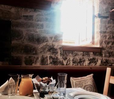 Gjirokaster Hotel | Argyropolis Boutique Hotel
