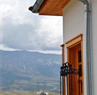 Gjirokaster Hotel | Argyropolis Boutique Hotel