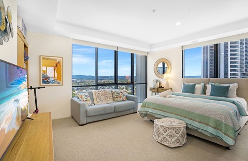 Broadbeach Hotel | Aria Apartments