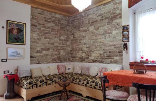 Gjirokaster Villa | Aria Guesthouse