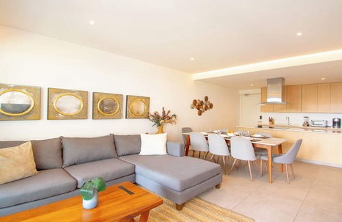 Flamingos Condominio | Aria Ocean View Condo 206 by Kivoya