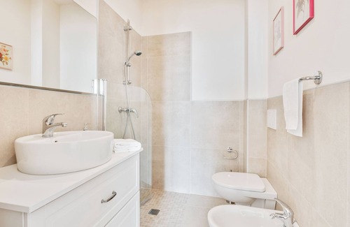 Parma City Centre Cama Y Desayuno | AriediParma - Rooms & Apartments