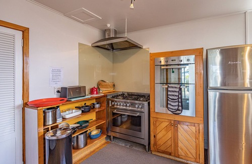 National Park Village Casa | Ariki - National Park Holiday Home
