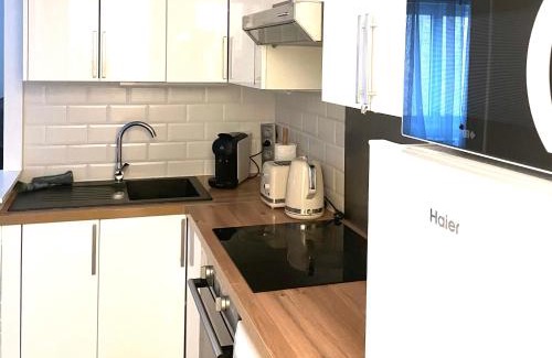Suresnes Apartamento | Arina & Julien La Défense-Paris