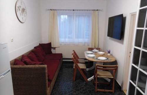 Zsorifurdo Apartamento | Arinza Apartman Vendégház