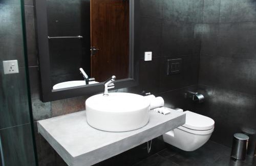 Yodakandiya Hotel | Ariya Tissa