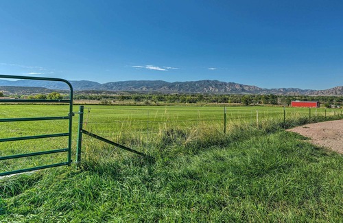 Canon City Casa | Arkansas River Valley Casita: 9-Acre Hayfield!