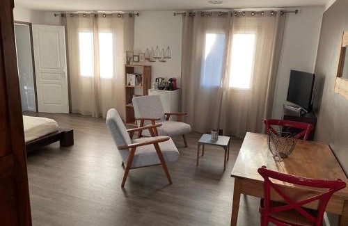 Arles Cama Y Desayuno | ARLES CAMPAGNE LOCATION "La Campagn'Arles"