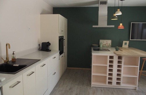 Arles Apartamento | Arles, Lovely, light-filled T2 apartment with garden just a few minutes from the town center.