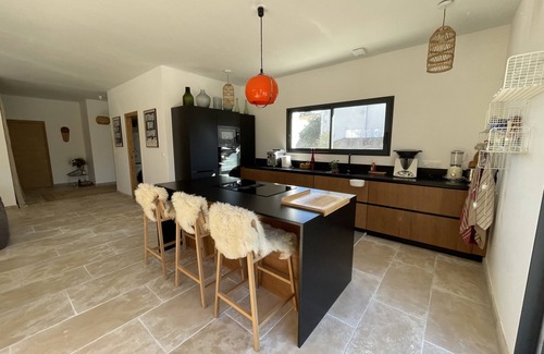 Arles Casa | Arles : Villa Face Tour Luma