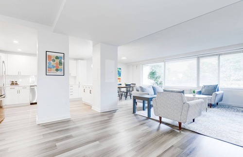 Aurora Highlands Apartamento | Arlington Modern Comfort Meets City Life
