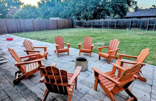 Central Arlington Casa | Arlington Social - 3 BR Entertainment District Home: 6-Min Walk to AT&T Stadium