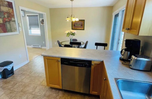 Halifax Casa | Armdale Urban Lodge, Dine & Stay