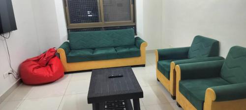 Phase 1 Apartamento | Aroma sky heights